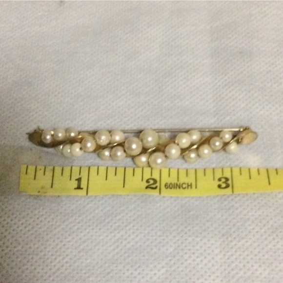 Vintage Elegant brooch with 30 real pearls - Picture 2 of 5